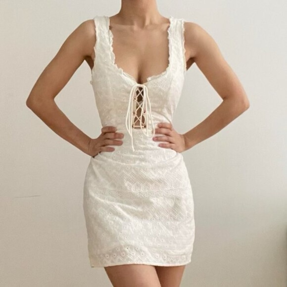 Elegant White Lace-Up Dress